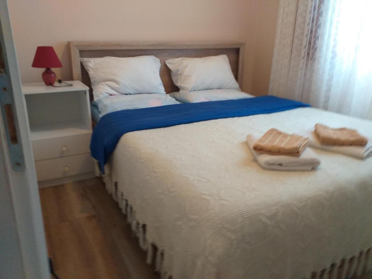 Fruskogorska Idila Apartmani Vrdnik Buitenkant foto