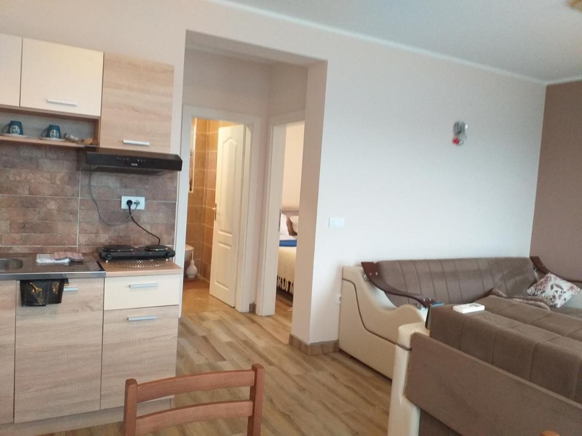Fruskogorska Idila Apartmani Vrdnik Buitenkant foto