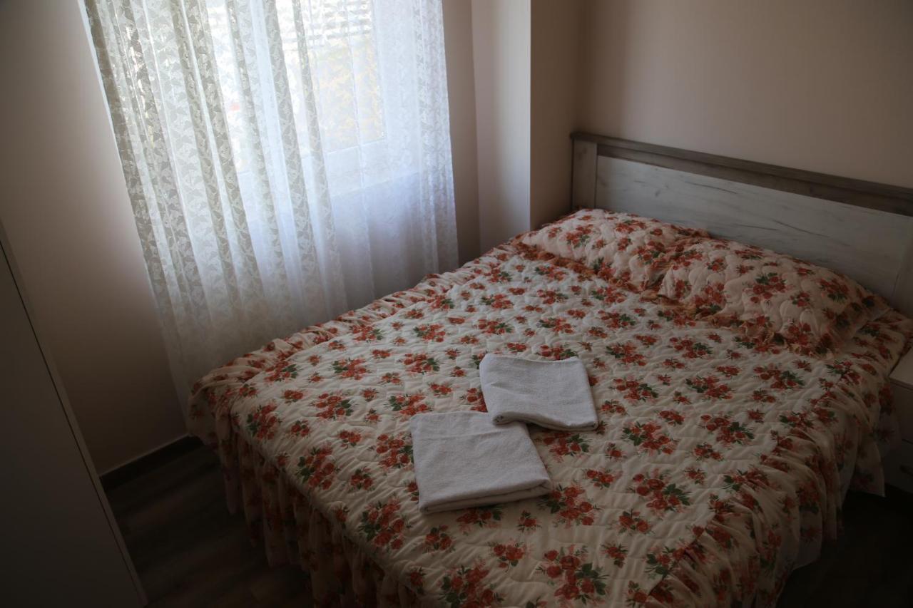 Fruskogorska Idila Apartmani Vrdnik Buitenkant foto